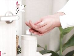 Sex in the parlour ends for slender gal with nice creampie