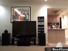 bestgonzo cutie black girl bares her perfect body